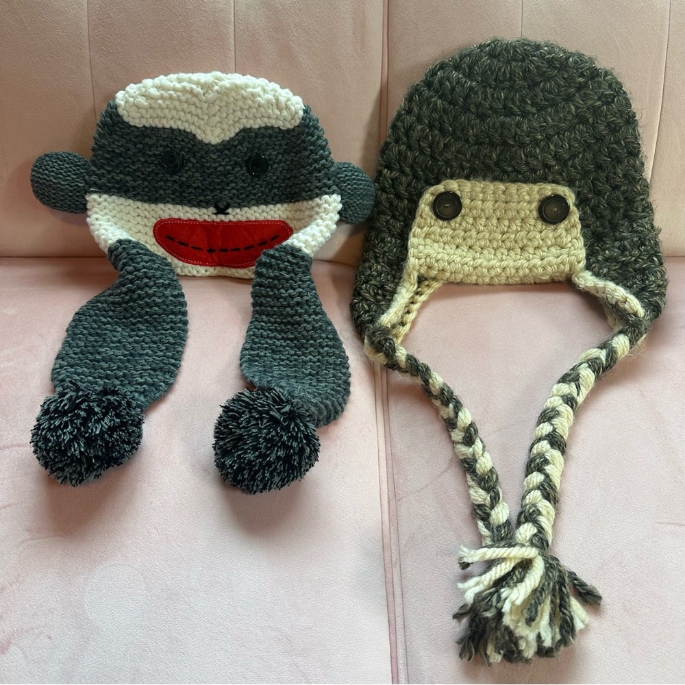 Arizona sock monkey knit cap OS. Aviator pilot beanie OS